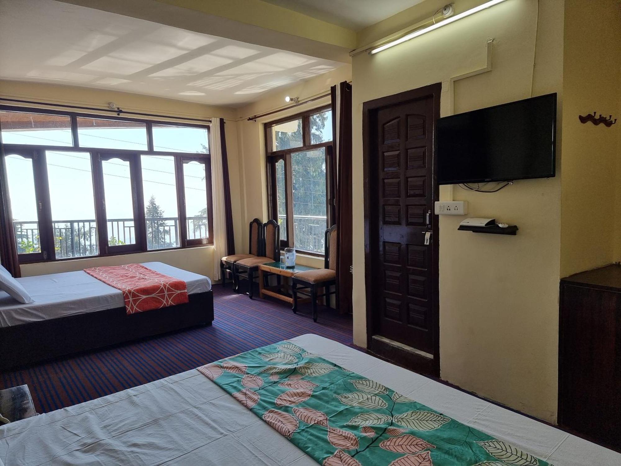 Forest Vibes Kalatop-Rooms And Restaurant Dalhousie Dış mekan fotoğraf