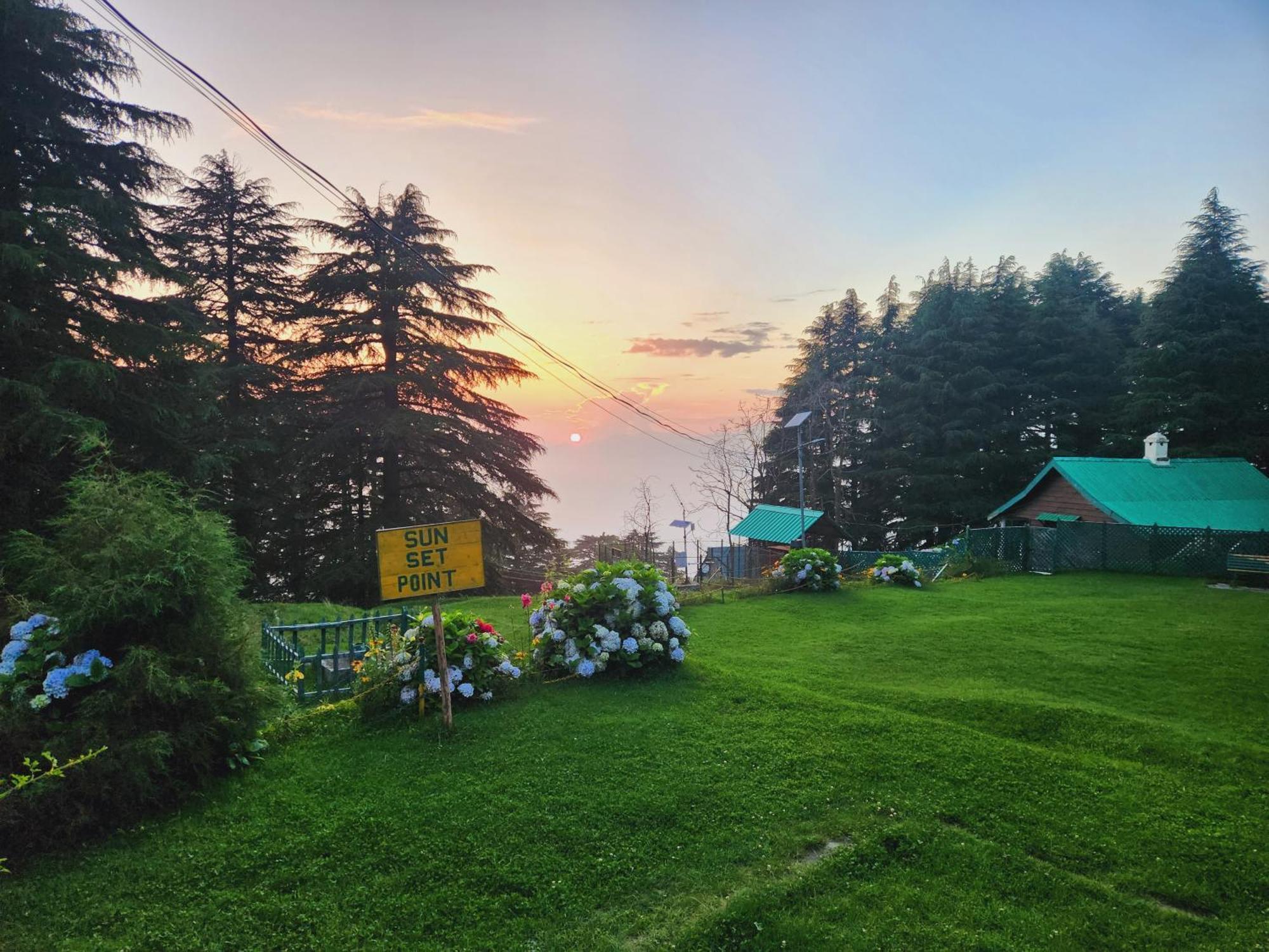 Forest Vibes Kalatop-Rooms And Restaurant Dalhousie Dış mekan fotoğraf