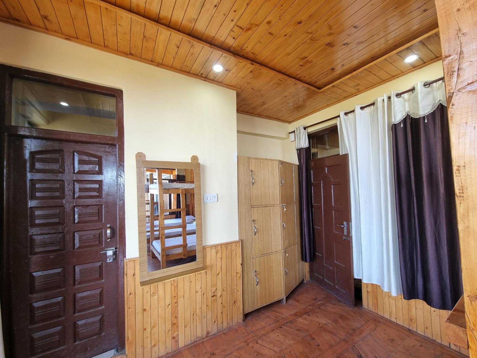 Forest Vibes Kalatop-Rooms And Restaurant Dalhousie Dış mekan fotoğraf
