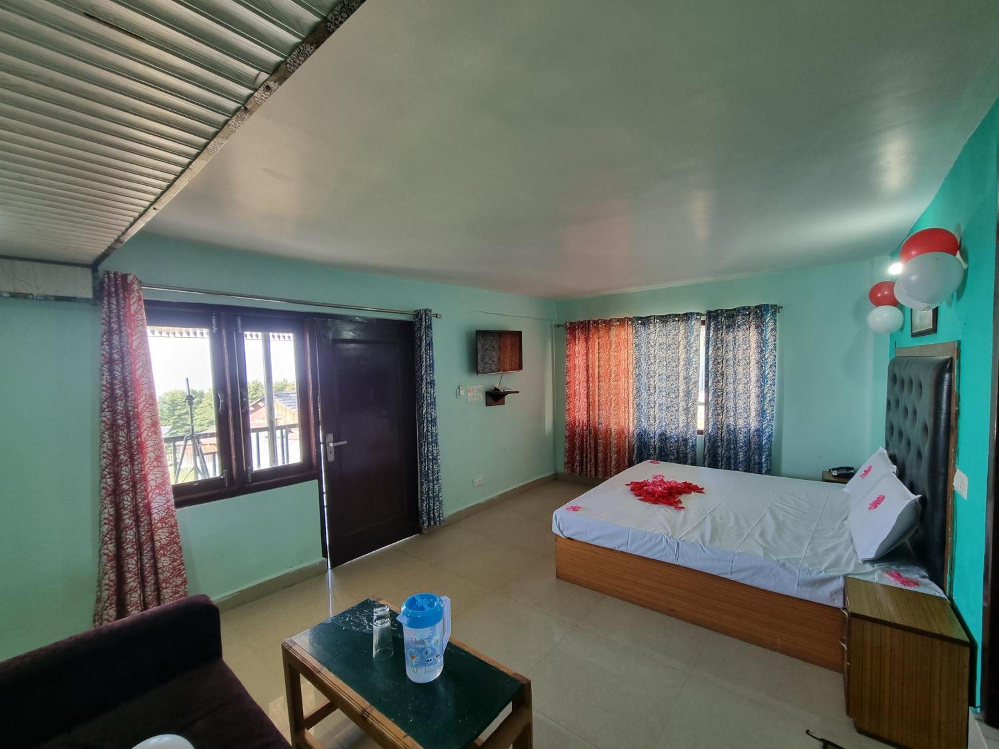 Forest Vibes Kalatop-Rooms And Restaurant Dalhousie Dış mekan fotoğraf